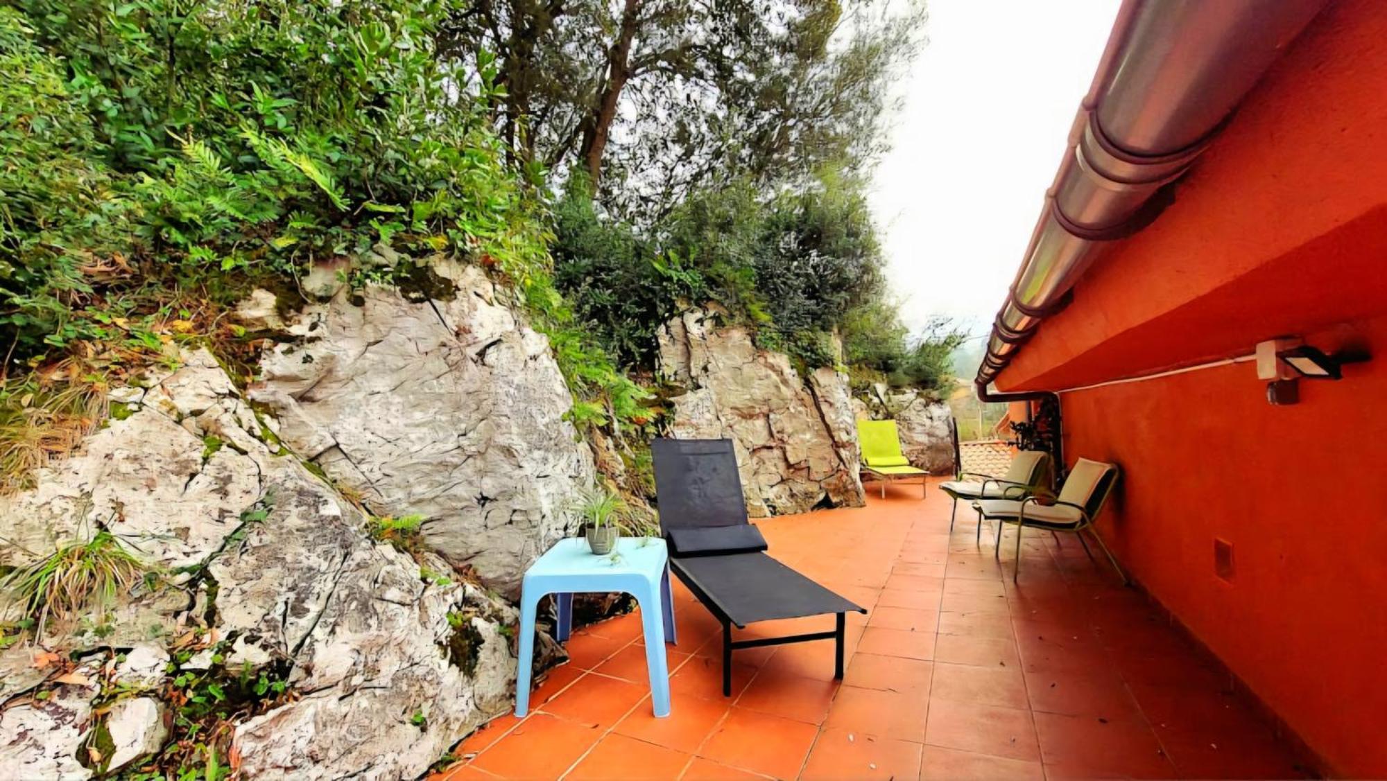 La Cueva De Villahormes Стая снимка